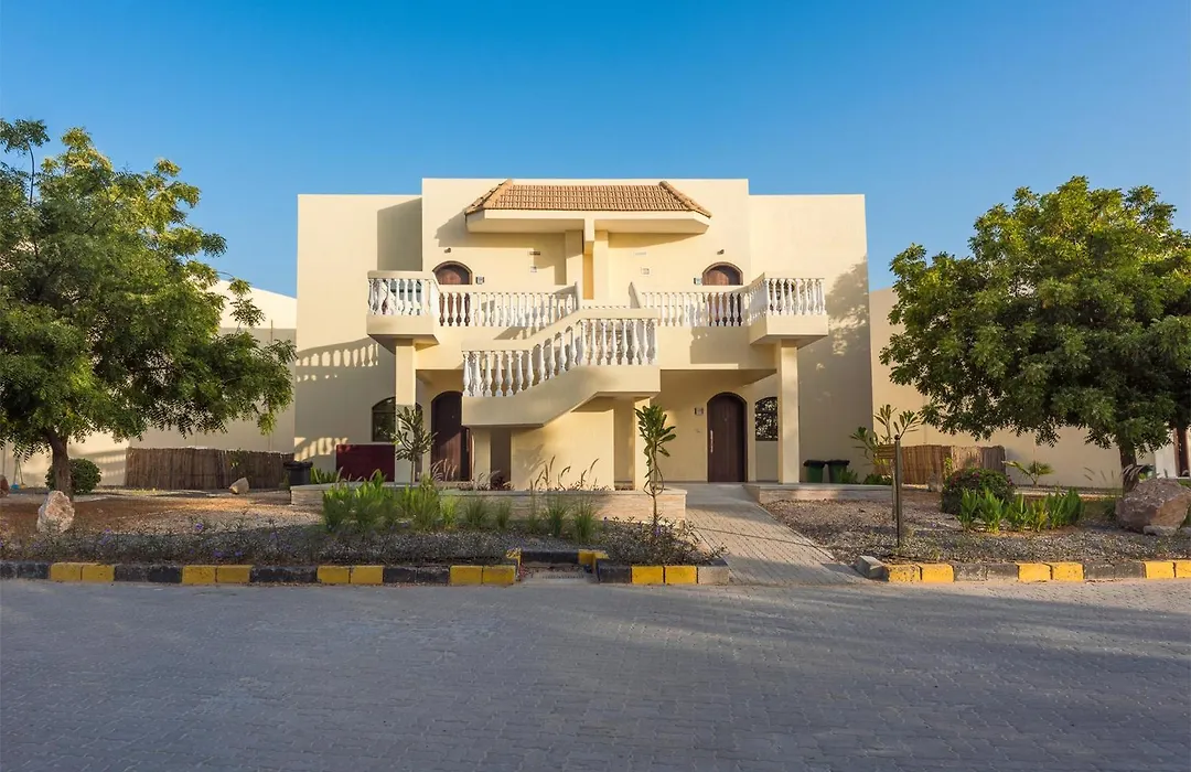 Barracuda Resort-1