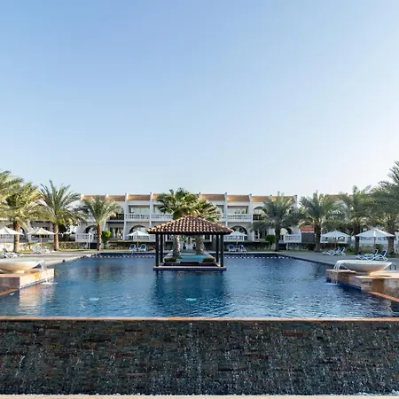 Barracuda Resort-2